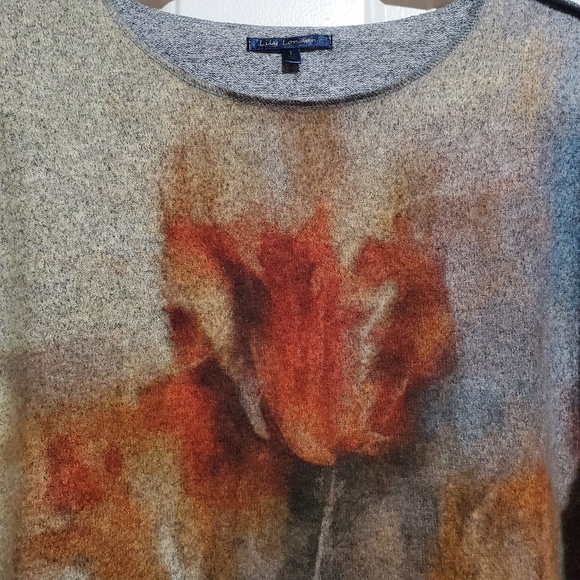 Lily London Watercolor Abstract Floral High-Low Tunic Top Size Large - Picture 3 of 12